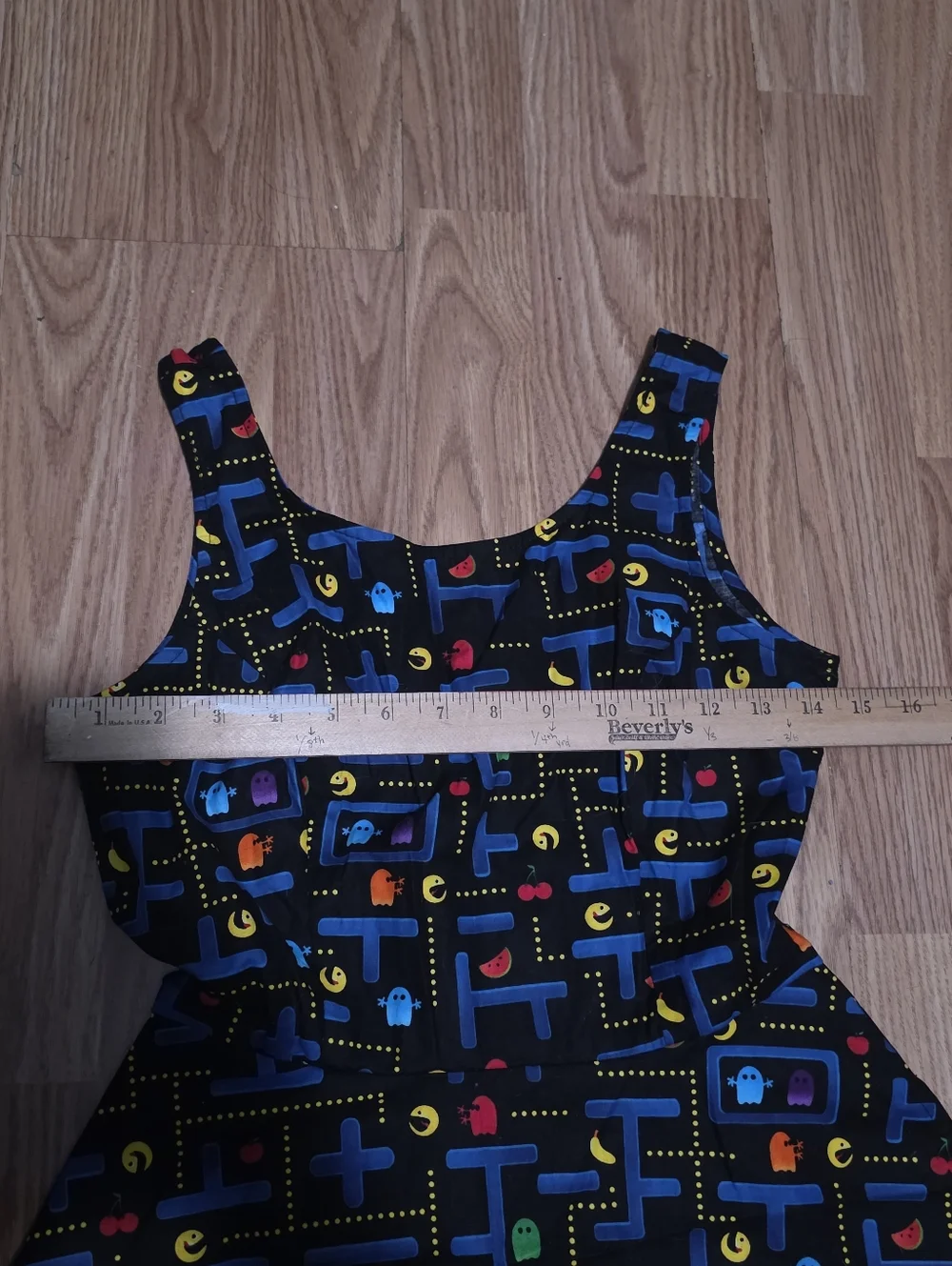 Retrolicious Sleeveless Pac Man Gamer Girl Dress - Picture 4 of 7